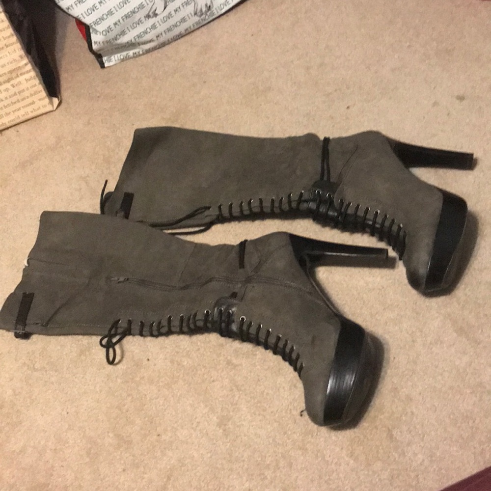 Nine West Lace/Zip Up Grey and Black Boots